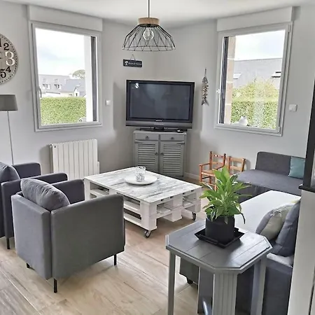 Dom wakacyjny Maison 3* Sur La Cote De Granit Rose